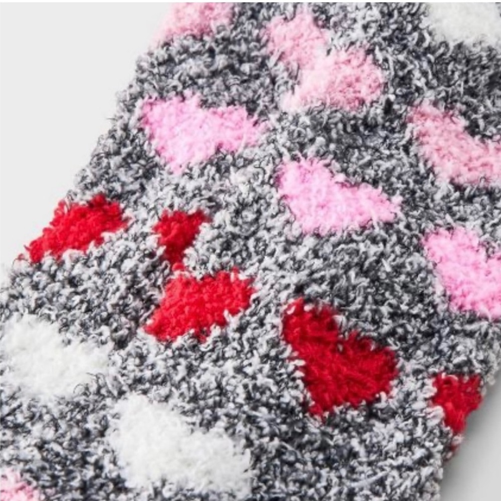 NWT Gradient Hearts Cozy Crew Socks - Picture 2 of 3